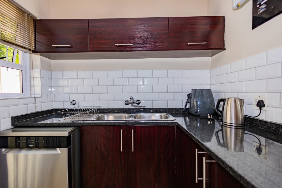 3 Bedroom Property for Sale in Plattekloof Glen Western Cape